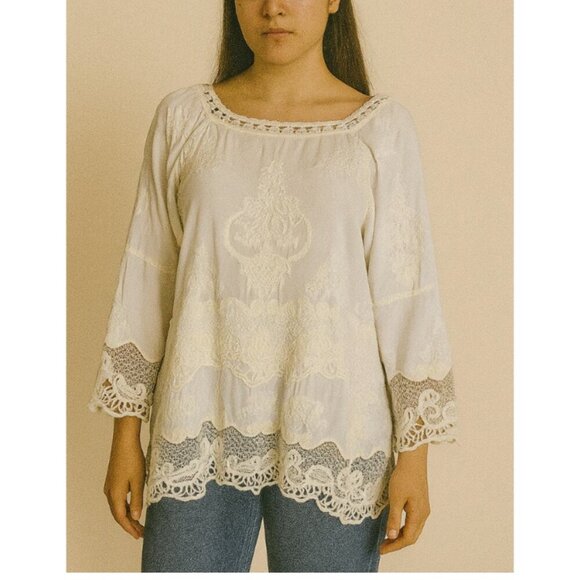 Democracy Size M White Lace Crochet Embroidered Blouse Top Prairie Boho Peasant - Picture 2 of 9